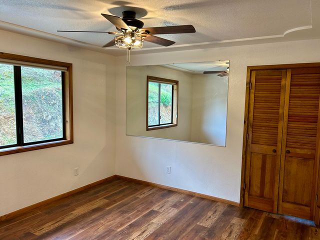 11028 Wingfield Lane, Shasta, CA 96087