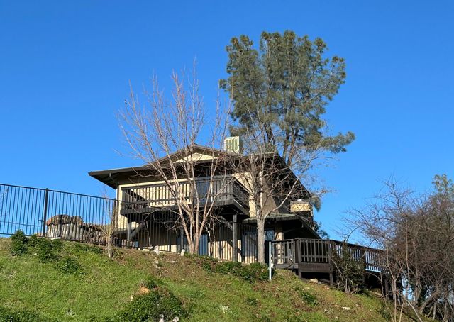 11028 Wingfield Lane, Shasta, CA 96087