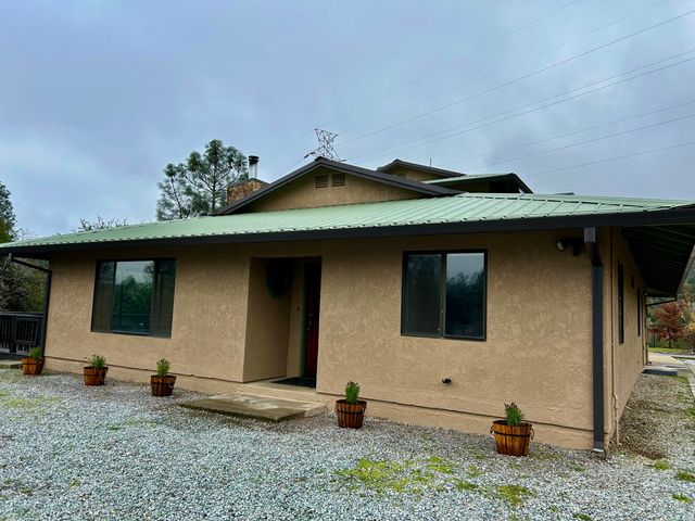 11028 Wingfield Lane, Shasta, CA 96087