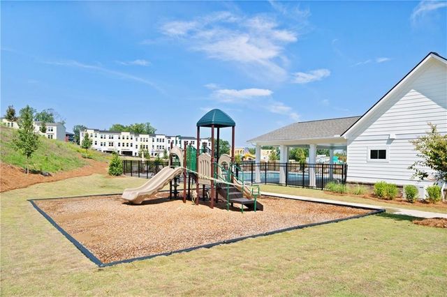 1359 Creek View Lane NW, Atlanta, GA 30318
