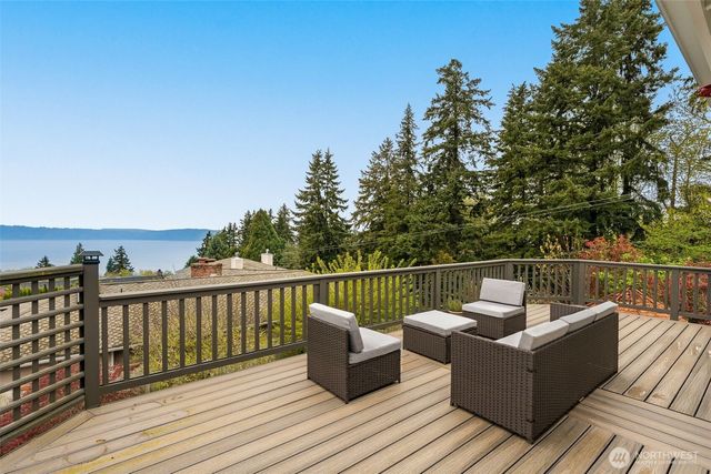 8412 54th Avenue W, Mukilteo, WA 98275