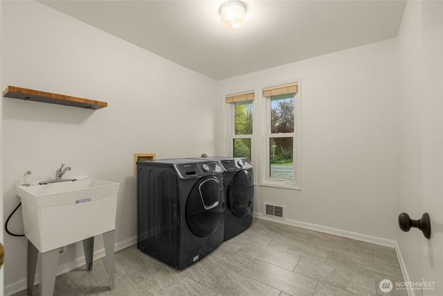 8412 54th Avenue W, Mukilteo, WA 98275