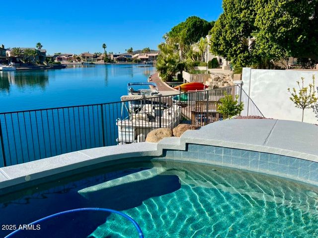 21428 N 55TH Avenue, Glendale, AZ 85308