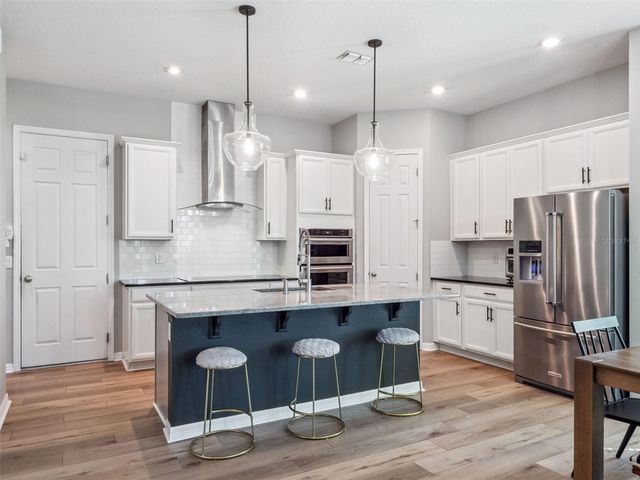 2259 WHITE FEATHER LOOP, Oakland, FL 34787