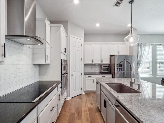 2259 WHITE FEATHER LOOP, Oakland, FL 34787