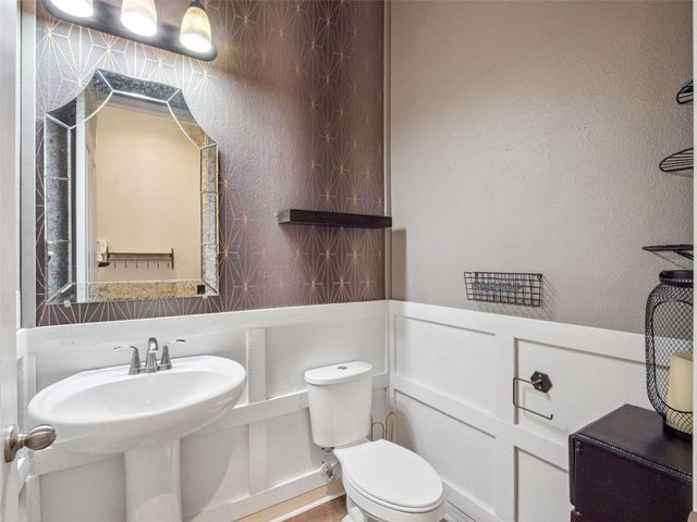 2259 WHITE FEATHER LOOP, Oakland, FL 34787