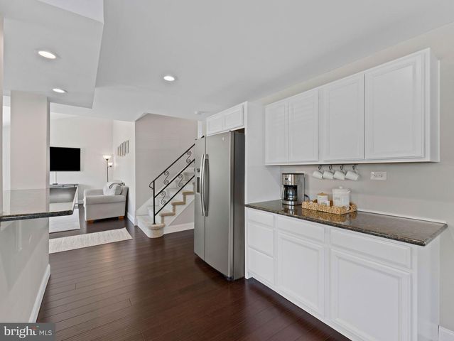 167 CARDINAL DR, Bellmawr, NJ 08031