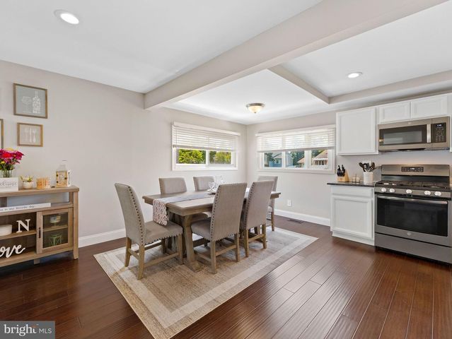 167 CARDINAL DR, Bellmawr, NJ 08031