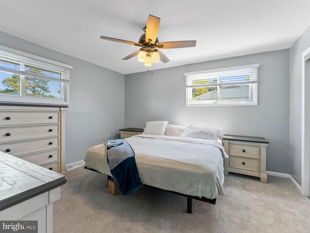 167 CARDINAL DR, Bellmawr, NJ 08031