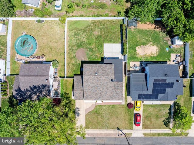 167 CARDINAL DR, Bellmawr, NJ 08031