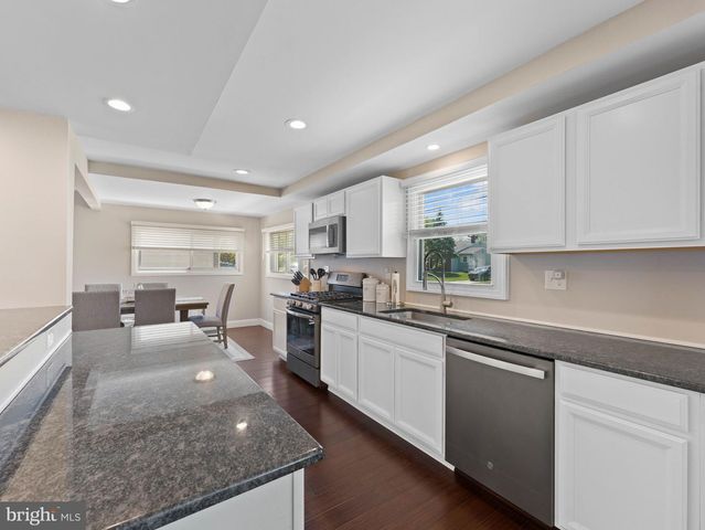 167 CARDINAL DR, Bellmawr, NJ 08031