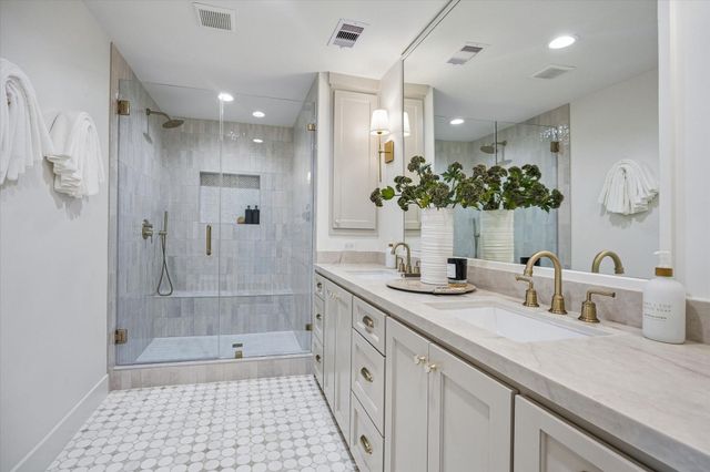10103 Cliffwood Drive, Houston, TX 77035