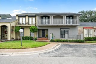 29 Lake shore 29, Corpus Christi, TX 78413