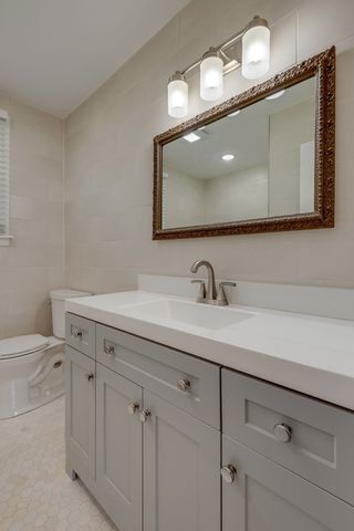 5413 Country Dr, Nashville, TN 37211