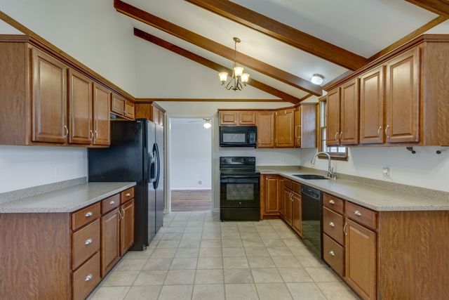 5413 Country Dr, Nashville, TN 37211