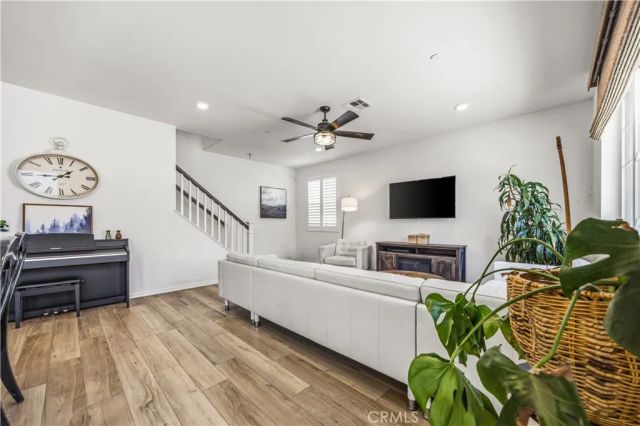1664 Camellia Lane, Redlands, CA 92374