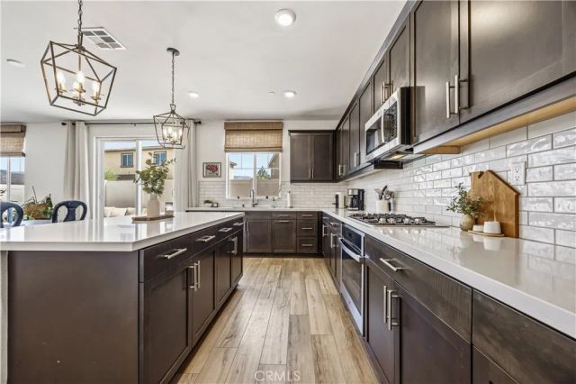 1664 Camellia Lane, Redlands, CA 92374