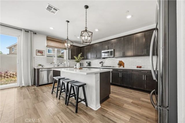 1664 Camellia Lane, Redlands, CA 92374