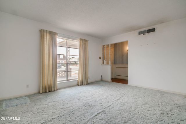 8808 SAMPSON Court, El Paso, TX 79925