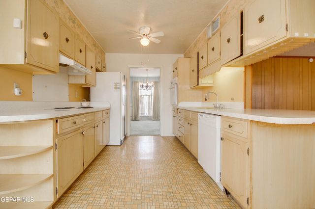 8808 SAMPSON Court, El Paso, TX 79925