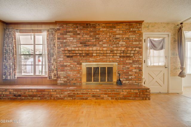 8808 SAMPSON Court, El Paso, TX 79925