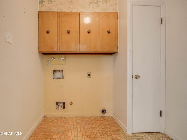 8808 SAMPSON Court, El Paso, TX 79925