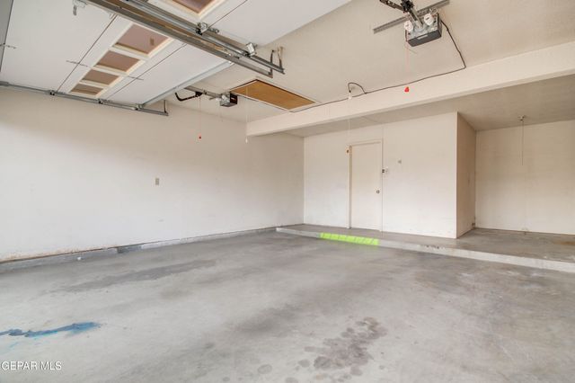 8808 SAMPSON Court, El Paso, TX 79925