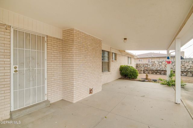 8808 SAMPSON Court, El Paso, TX 79925