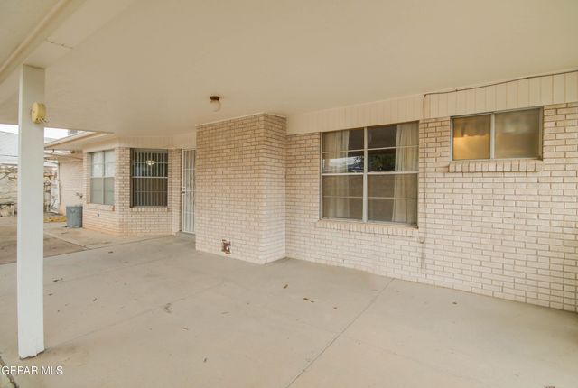 8808 SAMPSON Court, El Paso, TX 79925