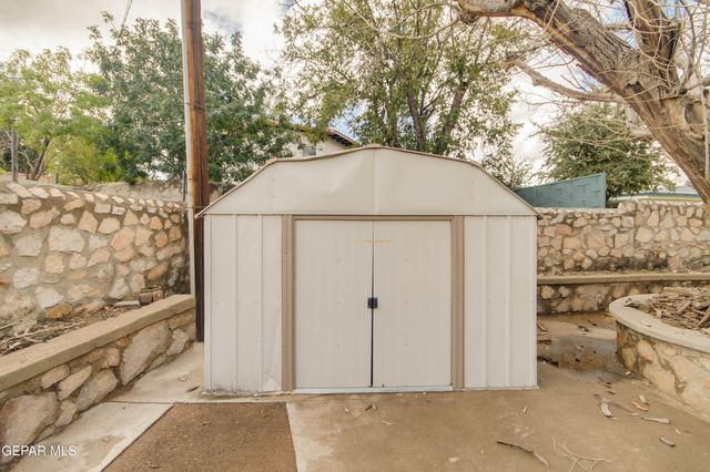 8808 SAMPSON Court, El Paso, TX 79925