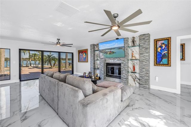 583 CRYSTAL DRIVE, Madeira Beach, FL 33708