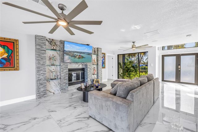 583 CRYSTAL DRIVE, Madeira Beach, FL 33708