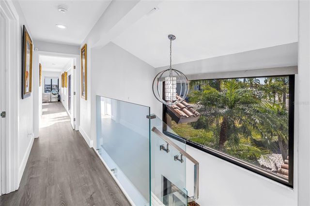 583 CRYSTAL DRIVE, Madeira Beach, FL 33708