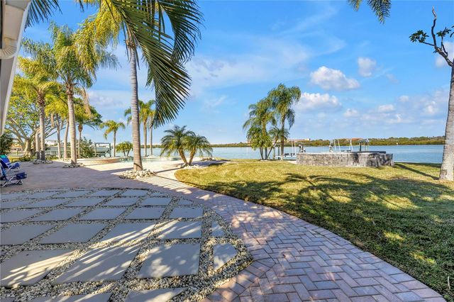 583 CRYSTAL DRIVE, Madeira Beach, FL 33708