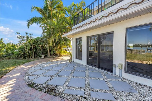 583 CRYSTAL DRIVE, Madeira Beach, FL 33708