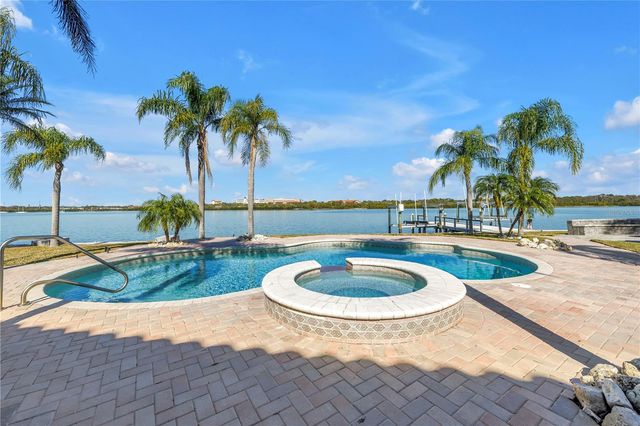 583 CRYSTAL DRIVE, Madeira Beach, FL 33708