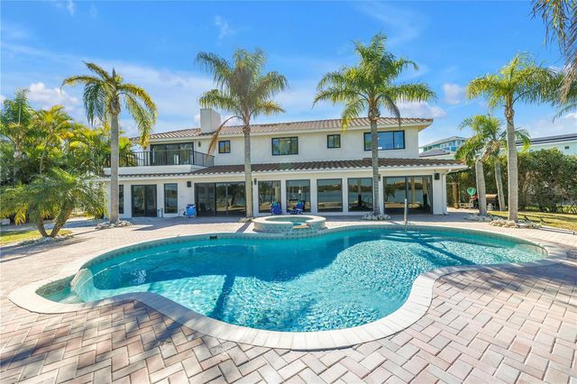 583 CRYSTAL DRIVE, Madeira Beach, FL 33708