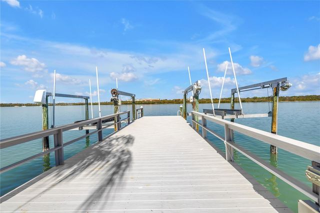 583 CRYSTAL DRIVE, Madeira Beach, FL 33708