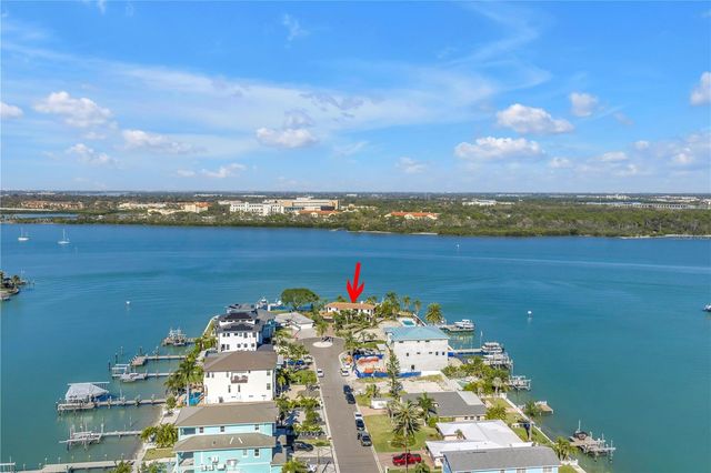 583 CRYSTAL DRIVE, Madeira Beach, FL 33708