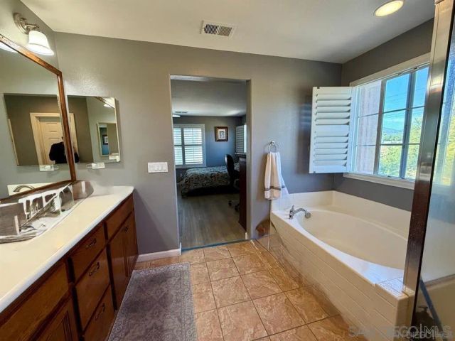 2297 treetop lane, Chula Vista, CA 91915