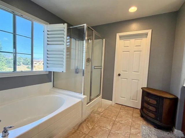 2297 treetop lane, Chula Vista, CA 91915