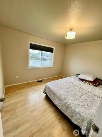 150 Lebo Boulevard, Bremerton, WA 98310