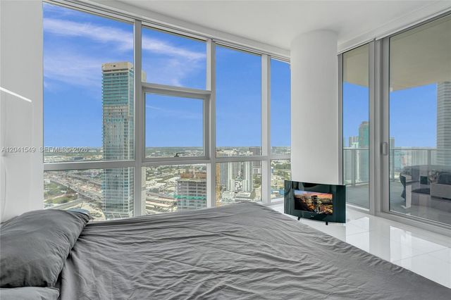 851 NE 1st Ave 3800, Miami, FL 33132