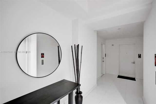 851 NE 1st Ave 3800, Miami, FL 33132