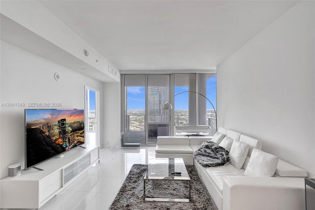 851 NE 1st Ave 3800, Miami, FL 33132