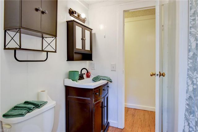 4412 Piney Swamp RD, Hayes, VA 23072