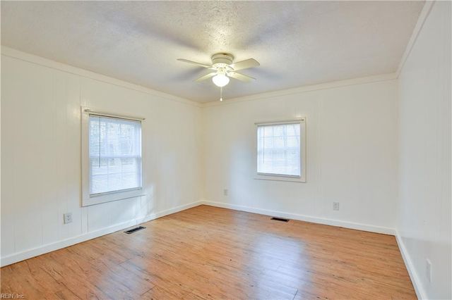 4412 Piney Swamp RD, Hayes, VA 23072