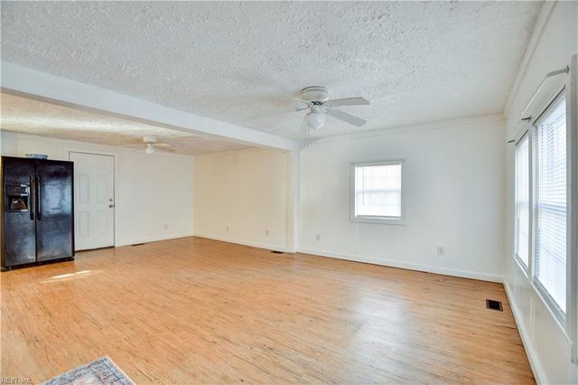 4412 Piney Swamp RD, Hayes, VA 23072