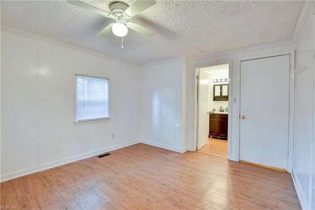 4412 Piney Swamp RD, Hayes, VA 23072