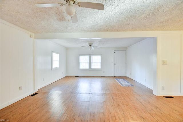 4412 Piney Swamp RD, Hayes, VA 23072